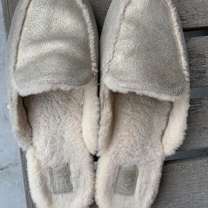Ugg